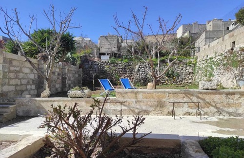 Specchia House | Idyllic Casa Pietrina 1838: Pet-Friendly & Green Retreat