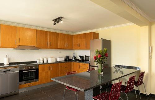 Prazeres House | Casa Pimenta in Fajã da Ovelha