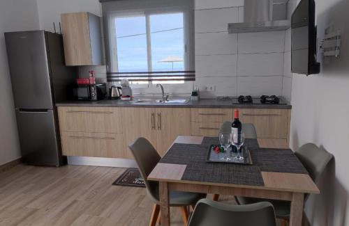 Santa Barbara House | CASA PIRÁMIDE 3: Ocean View with Free WiFi & Parking