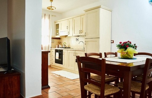 Dorgali House | Casa Piredda Icorè: Relax by the Biolago & Oceanfront