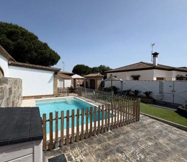 Chiclana de la Frontera House | Casa piscina Privada Vallada & Barbacoa A&C