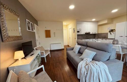 Lanuza Apartment | CASA PIXURRI en Lanuza compuesta de 5 apartamentos turísticos en casona pirenaica