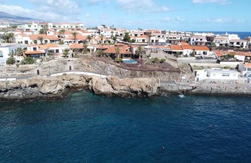 Poris de Abona Villa | Casa Platano: Ocean View Retreat with Private Pool & Garden