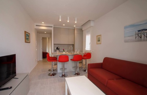 Igea Marina Apartment | Family-Friendly Stay at Casa Plauto with Generous Space