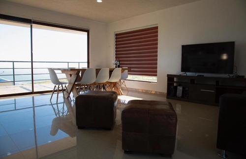 La Boca House | Guest Rated 10/10 at Casa Playa - Pet & Child Friendly Stays