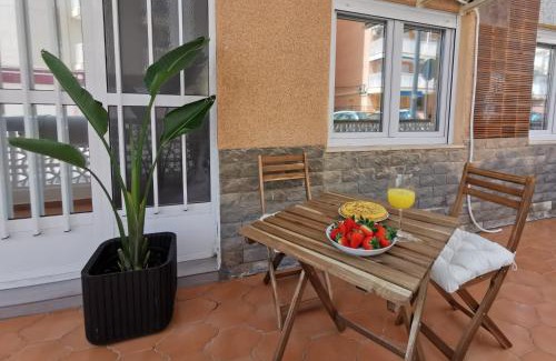 Santa Pola Apartment | Oceanfront Retreat at Casa Playa - Rated 9.5/10 by Guests