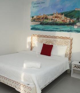 Zona Norte Hotel | Discover Casa Playa James: Pet-Friendly Oasis with Pool
