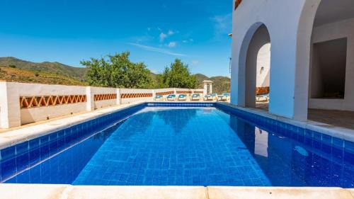 El Borge Villa | Experience Casa Poniente Almachar: 4-Star Family Retreat