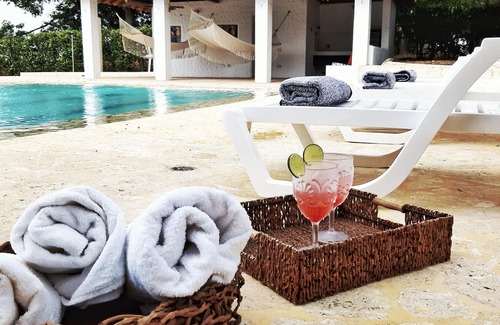 Ayapel House | Casa Pontevedra: Tranquil Escape by Ayapel Lagoon, Colombia