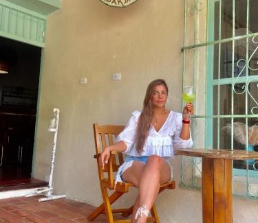 Santa Cruz de Mompox House | Cozy Casa Portales de Santa Bárbara with Breakfast Included