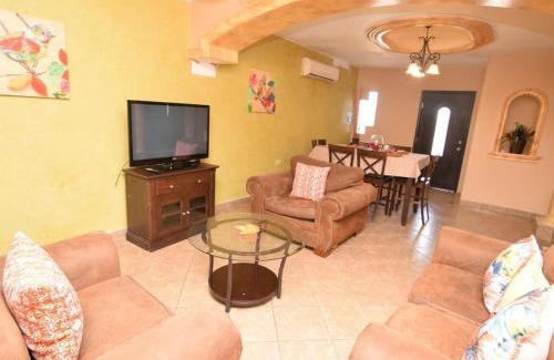 Primera Seccion House | Discover Casa PortoBello - Family-Friendly Getaway!