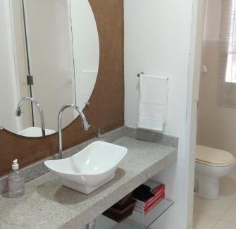 Portogalo House | Discover Casa Portogalo: 4-Star Stay with Ocean Views