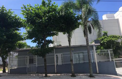 Aririba House | Casa Praia: 600m to the Beach, Family & Wheelchair Friendly