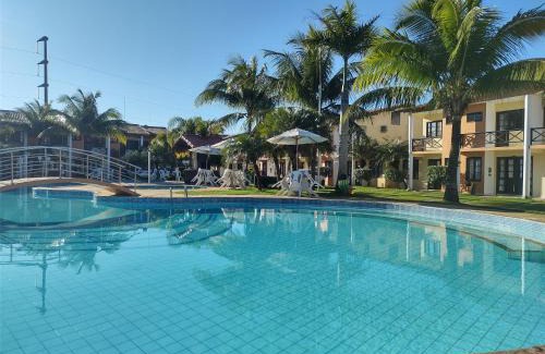 Taperapua Beach House | Elegant Casa Praia de Taperapuan with Ocean View & Pool