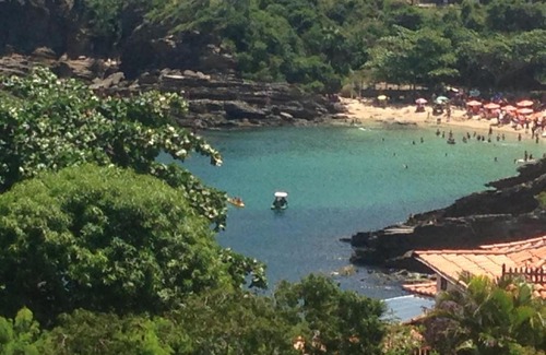 Albatroz House | Beachfront Escape: Casa Praia dos Amores with Pool & Ocean View