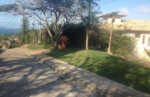 Albatroz House | Beachfront Escape: Casa Praia dos Amores with Pool & Ocean View