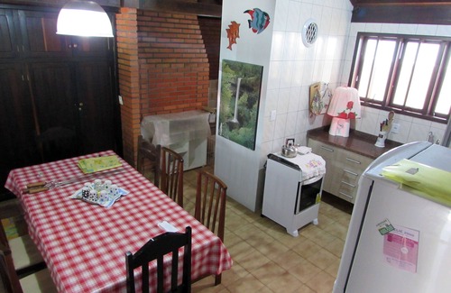 Ingleses Centro House | Cozy Retreat 50m from the Sea with Idyllic Garden