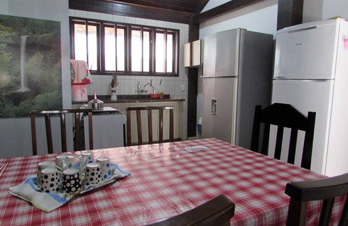 Ingleses Centro House | Cozy Retreat 50m from the Sea with Idyllic Garden