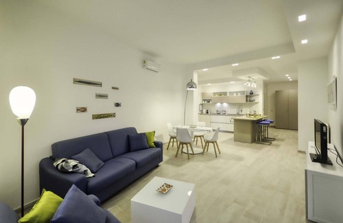 Sorrento Apartment | Guest Rated: Casa Primavera in Sorrento with Pool & Views