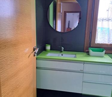 Vilanova House | Discover Casa Privada Centrica: Family-Friendly Retreat