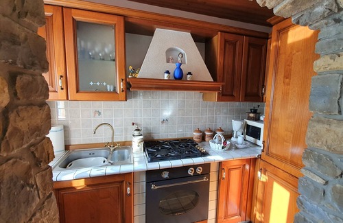 Buzet House | Guest Rated 10/10: Casa Prodan with Pool & Spa in Buzet