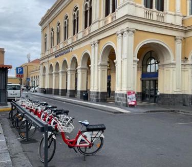 Catania City Centre House | Beachfront Bliss at Casa Proserpina - Rated 9.3/10