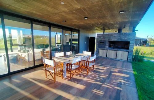 Alta Gracia House | Relaxing Retreat at Casa Puerto del Aguila - 4 Star Spa Stay