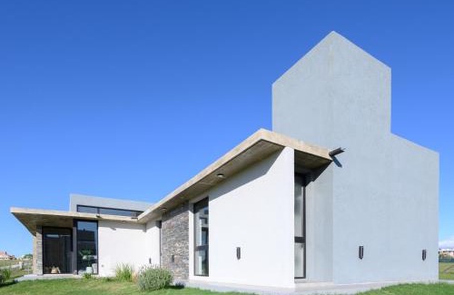 Alta Gracia House | Relaxing Retreat at Casa Puerto del Aguila - 4 Star Spa Stay