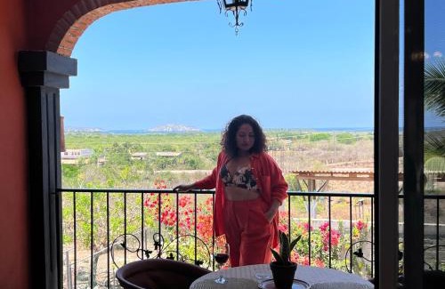 Punta Perula House | Discover Casa Punta Perula Villas: Oceanfront Bliss!