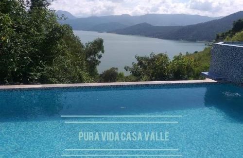 El Santuario House | Guest Rated Casa Pura Vida: Family-Friendly with Pool