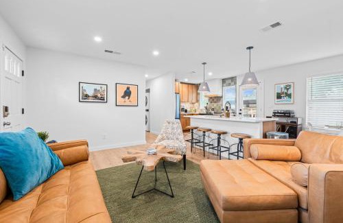 Central East Austin House | Casa Que Canta by AvantStay Private Pool Firepit Walkable East Austin Gem