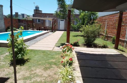 Chivilcoy House | Guest Rated 10/10: Casa Quinta Altos de Glaxo with Pool