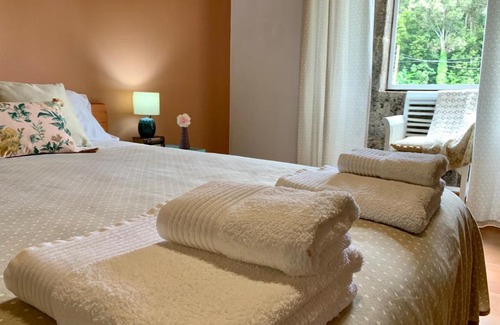 Salvaterra de Mino House | Top-Rated Casa Quinta de Teanes with Hot Tub & Family Amenities