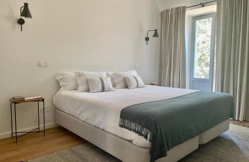 Rubiaes House | Pet-Friendly Getaway at Casa Quinta do Crasto