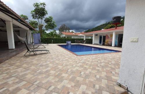 Villavicencio Villa | Discover Casa Quinta Las Palmas: Family-Friendly Retreat