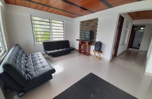 Villeta Apartment | Relax at Casa Quinta: Family & Pet-Friendly Retreat