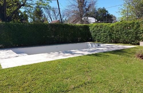 La Lonja House | Pet-Friendly Retreat at Casa Quinta Robles Del Monarca