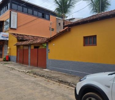 Meaipe House | Unforgettable Stays at CASA RÚSTICA AMARELA 1 E 2