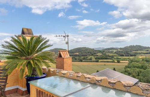 Castell d'Emporda House | Charming Casa Rústica in Castell d'Empordà for Families