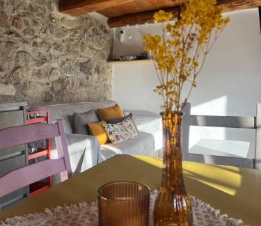 Arseguel Ski Chalet | Experience Comfort at Casa rústica la Borda de la Munda