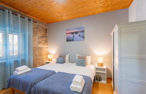 Seia House | Cozy Casa Rústica T2 with Kitchen & Fireplace in Seia