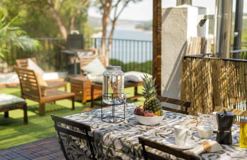 San Martin de Valdeiglesias House | Pet-Friendly Casa Rural La Goleta: Guest Rated 9.4/10