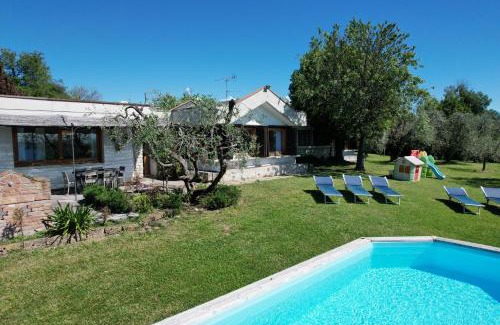 Moniga del Garda Villa | Casa Raffaella: Pet-Friendly Oasis with Ocean Views