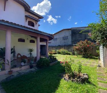 Valenca House | Cozy Casa Raiz: Pet Friendly with Kitchen Amenities