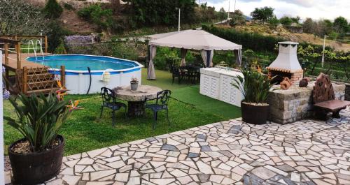 Bico House | Enchanting Casa Raiz Ponte de Lima with Oceanfront Pool