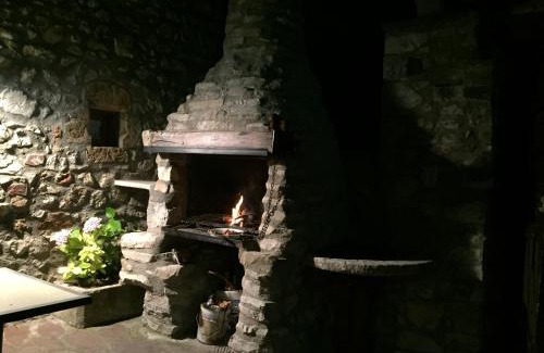 Sin House | Welcoming Casa Ramón El Pallé: Pet & Child Friendly Retreat