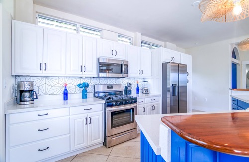 Placencia Villa | Casa Ranguana - Modern Private Beachfront Haven with Ocean View