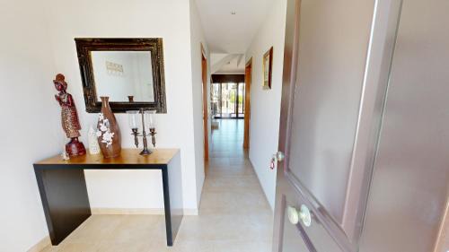 L'Ampolla House | Coastal Retreat at Casa Raquel with Ocean View Amenities
