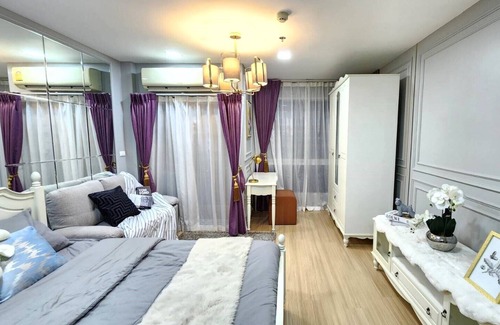 Thon Buri Apartment | Stay at Casa Ratchada Ratchaphruek: Pool & Breakfast Included