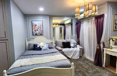 Thon Buri Apartment | Stay at Casa Ratchada Ratchaphruek: Pool & Breakfast Included